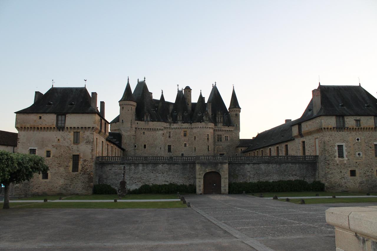 Le Château de Jumilhac Le Grand